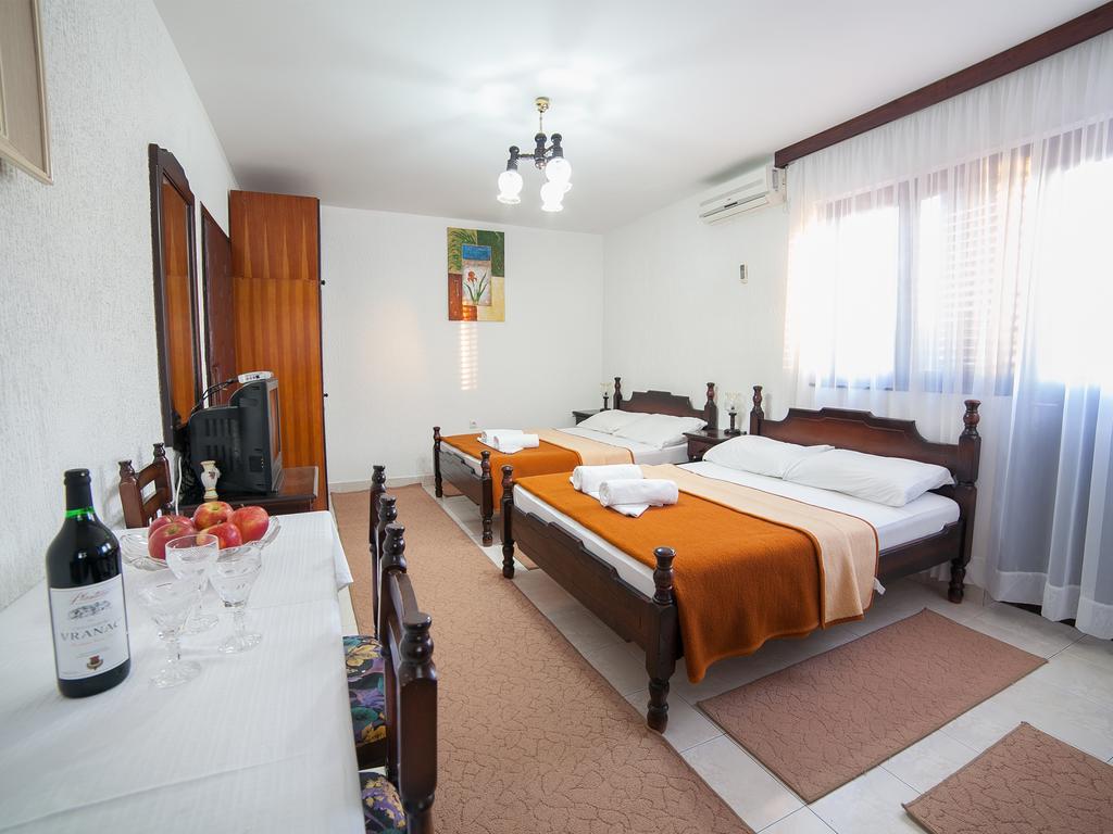 Guest House 4M Petrovac 客房 照片
