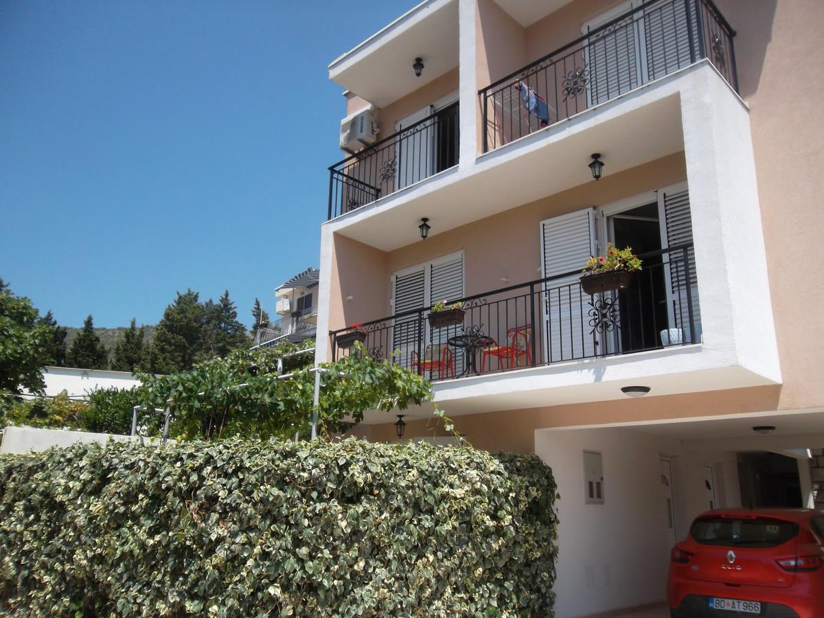 Guest House 4M Petrovac 外观 照片